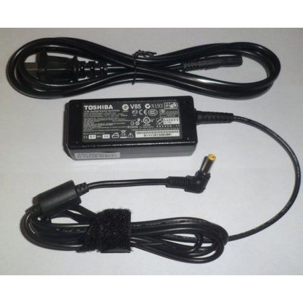 New Genuine Toshiba PA3743U-1ACA AC Adapter Charger 30W